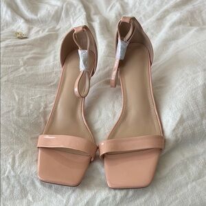 Tan Minimalist Heels with Square-Toe Design New wot. Sz 11